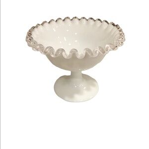 𝅺vintage Fenton Silver Crest Milk Glass Ruffled Bowl